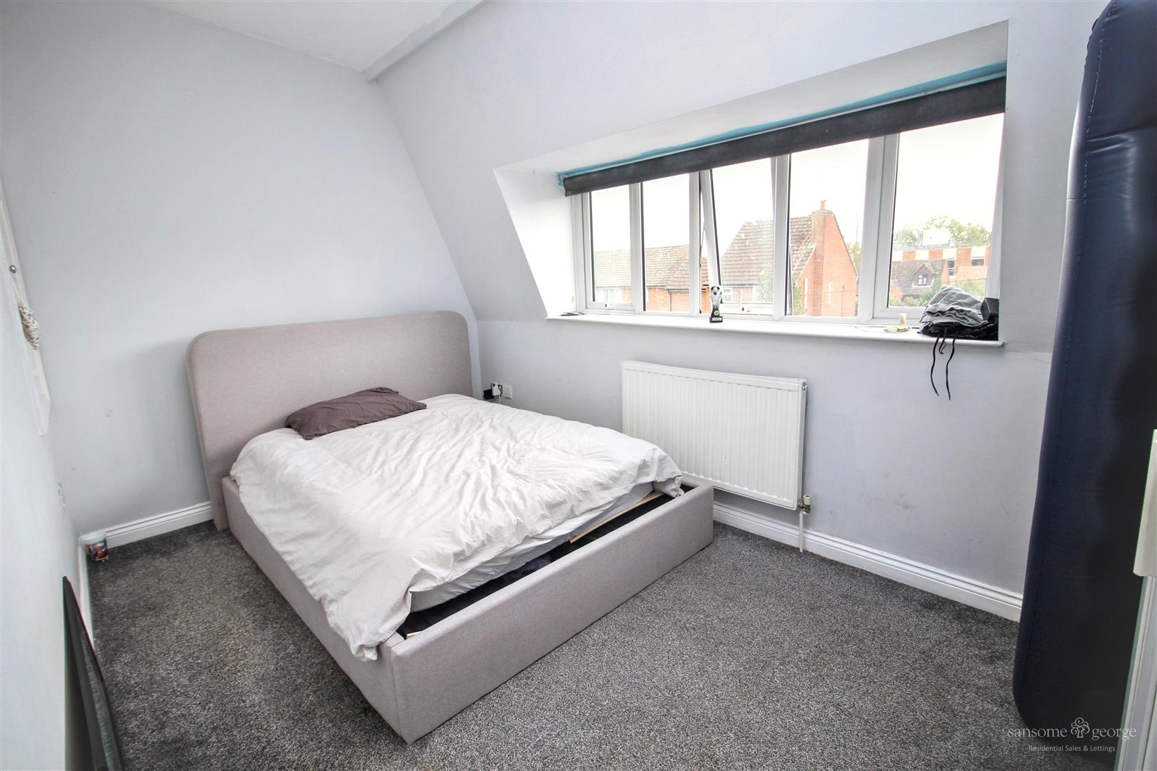 Norcot Road, Tilehurst, Reading